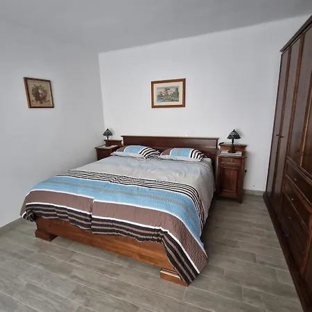 Apartma Jezevi Nyaraló Sežana